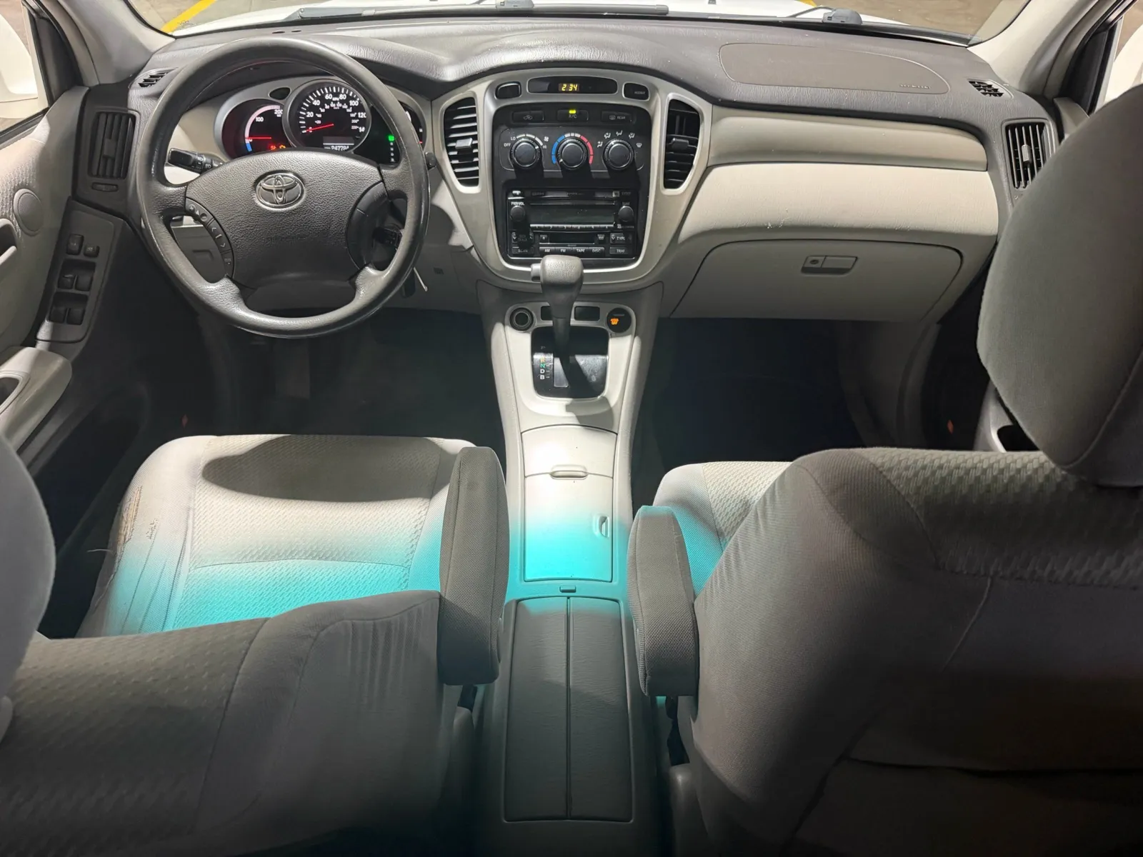 Toyota Highlander photo 10