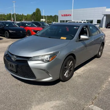 Silver 2017 Toyota Camry SE for sale in Carlstadt, NJ