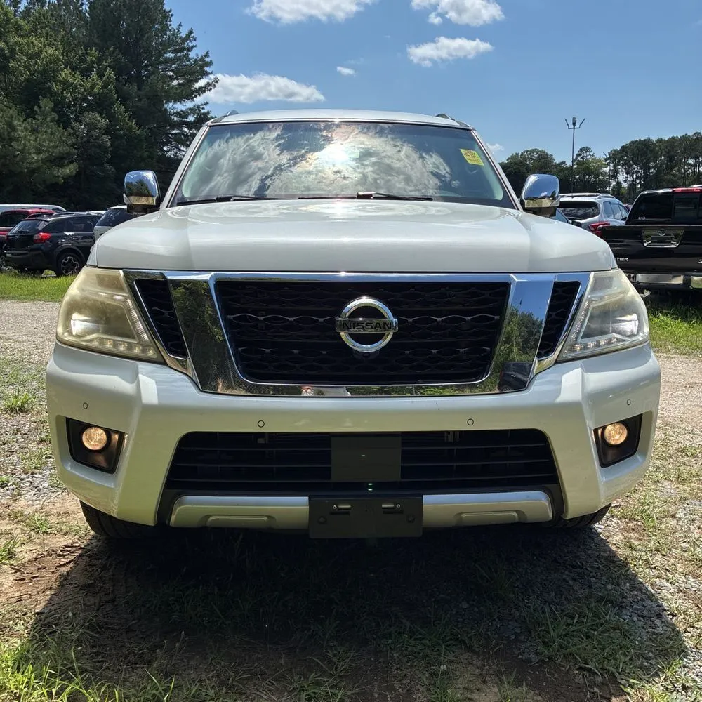 Nissan Armada photo 14