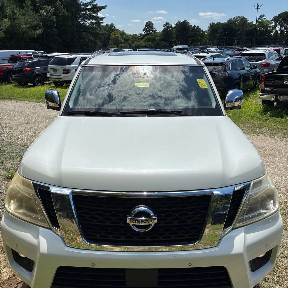Nissan Armada photo 15