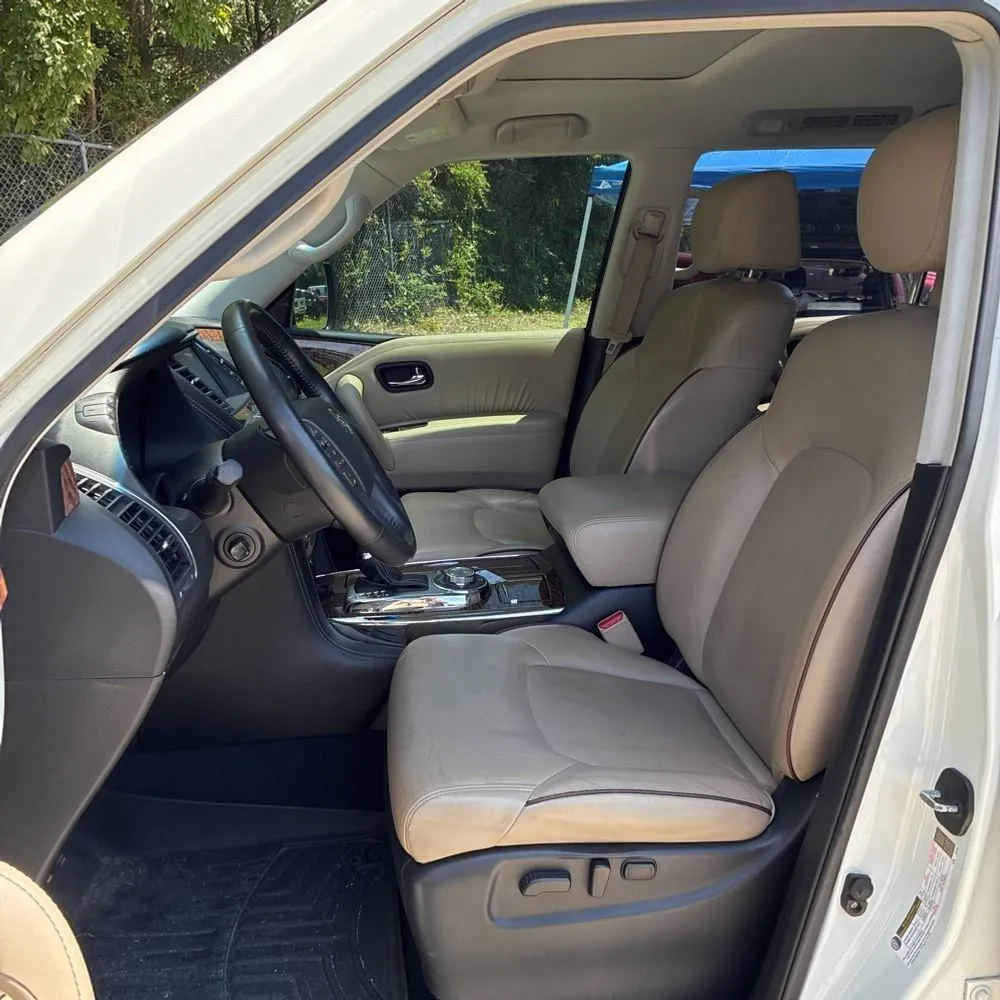 Nissan Armada photo 22