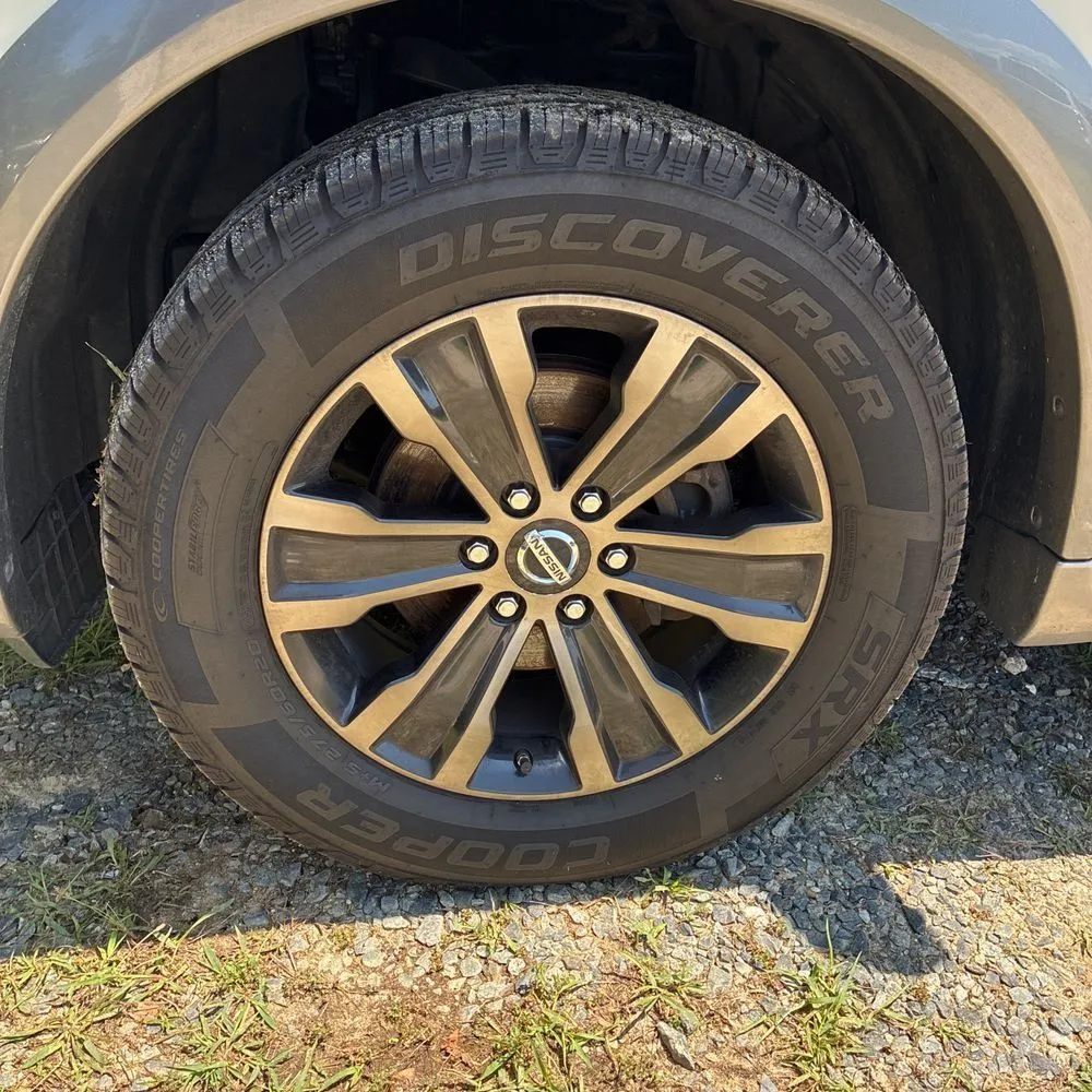 Nissan Armada photo 17