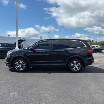 Another view of 2017 Honda Pilot EX-L for sale in Carlstadt, NJ at 101 Motors