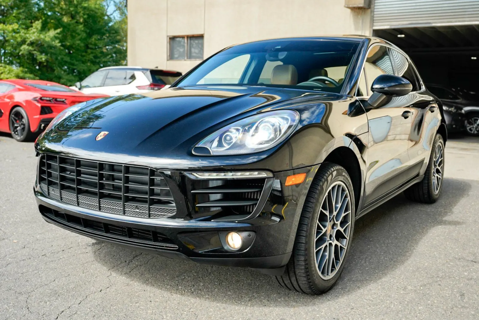 Porsche Macan photo 9