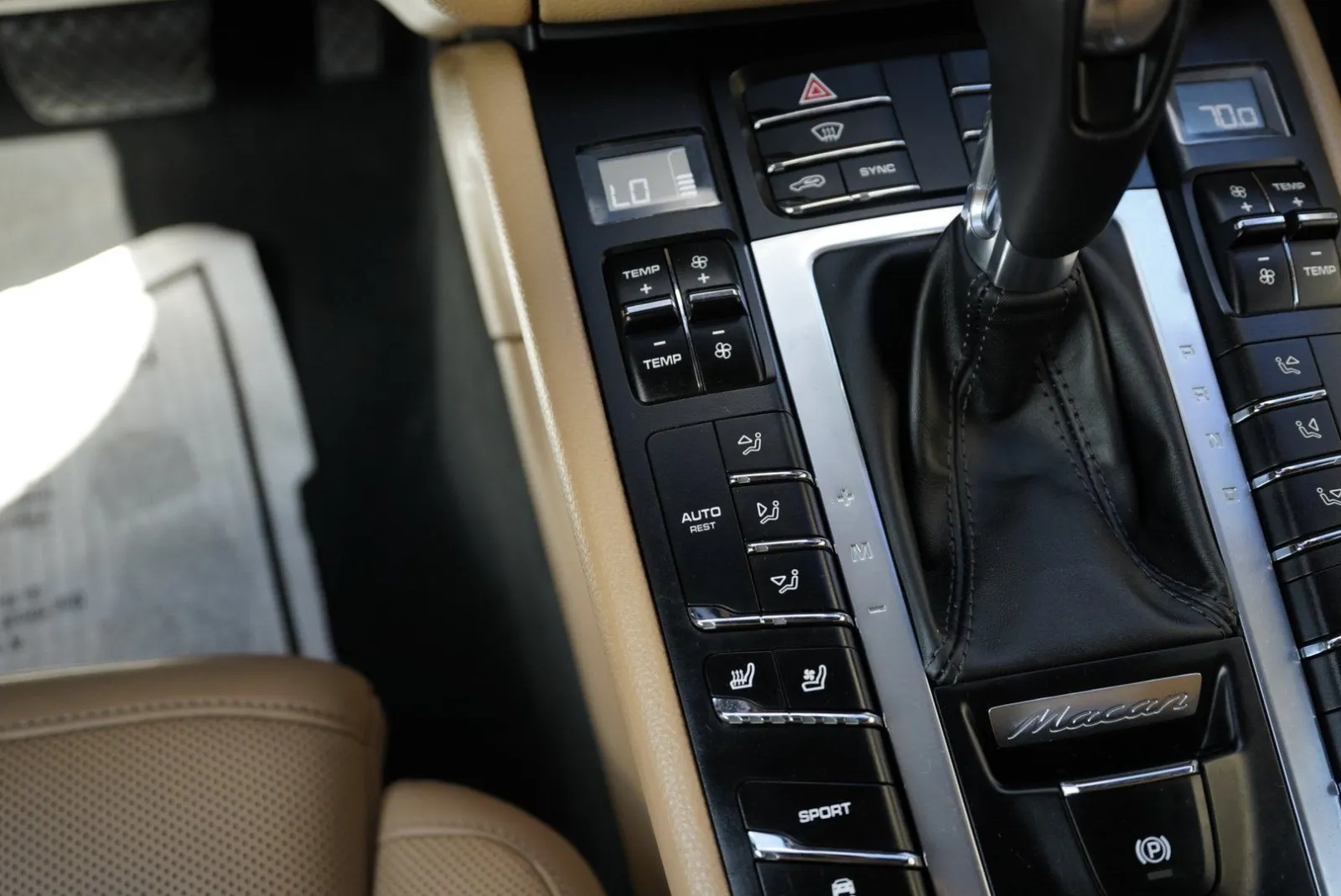 Porsche Macan photo 48