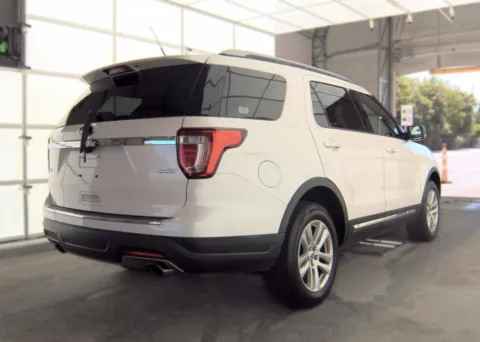 Photos of 2018 Ford Explorer XLT for sale in Carlstadt, NJ at 101 Motors