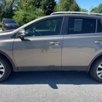 More photos of 2013 Toyota RAV4 Limited at 101 Motors, NJ