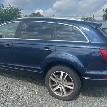 More photos of 2014 Audi Q7 3.0T Premium at 101 Motors, NJ