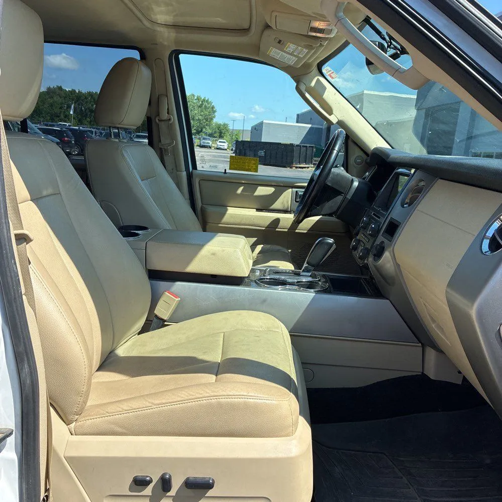 Ford Expedition photo 23