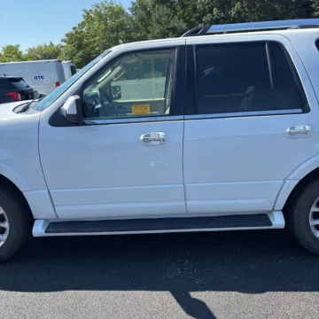 More photos of 2016 Ford Expedition Limited at 101 Motors, NJ