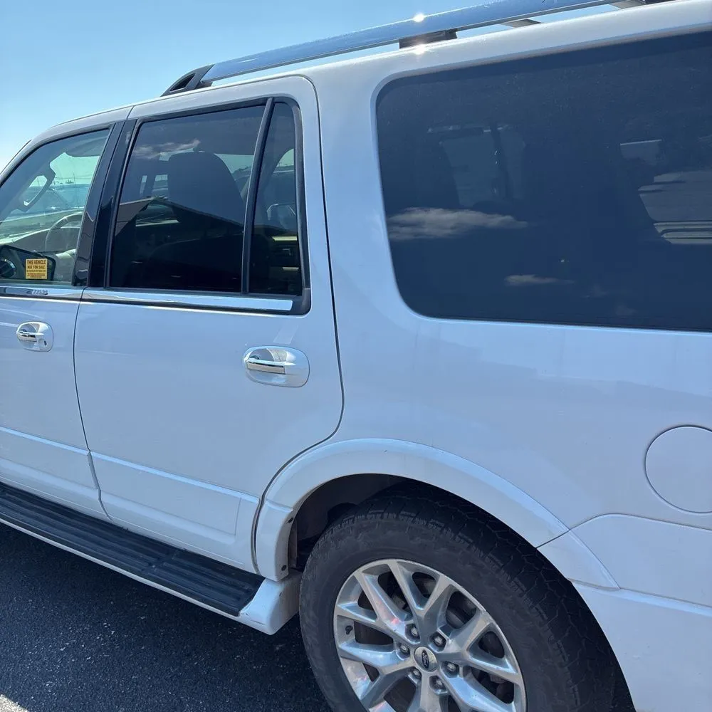 Ford Expedition photo 6
