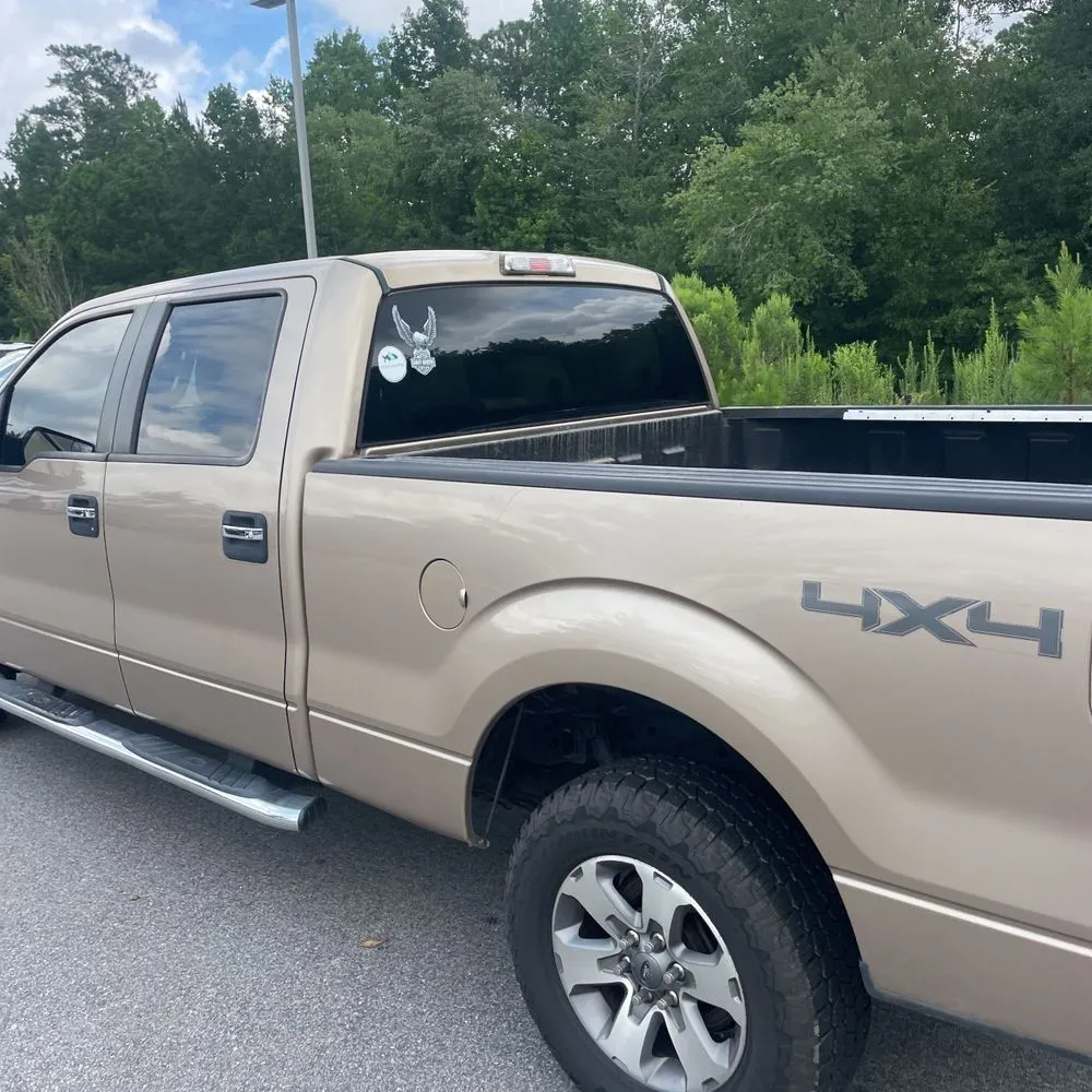 Ford F-150 photo 6