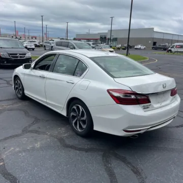 More photos of 2017 Honda Accord EX-L V6 at 101 Motors, NJ