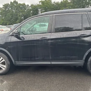 More photos of 2016 Honda Pilot EX-L at 101 Motors, NJ