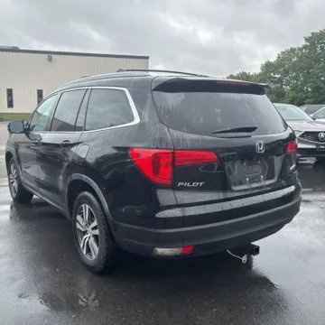 More photos of 2016 Honda Pilot EX-L at 101 Motors, NJ