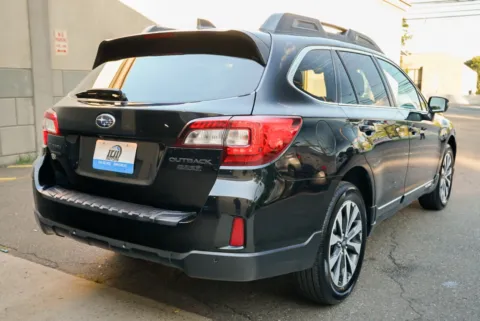 More photos of 2017 Subaru Outback 2.5i Limited at 101 Motors, NJ