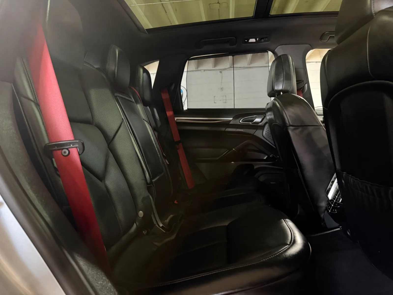 Porsche Cayenne photo 11