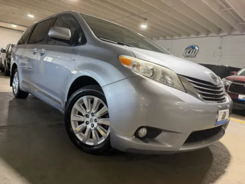 More photos of 2016 Toyota Sienna XLE Premium 7 Passenger at 101 Motors, NJ