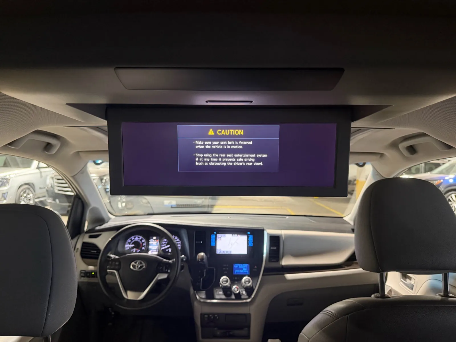 Toyota Sienna photo 16