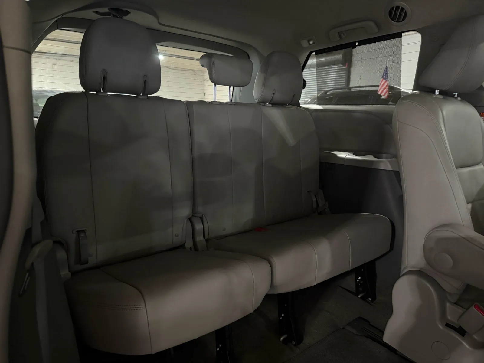 Toyota Sienna photo 15