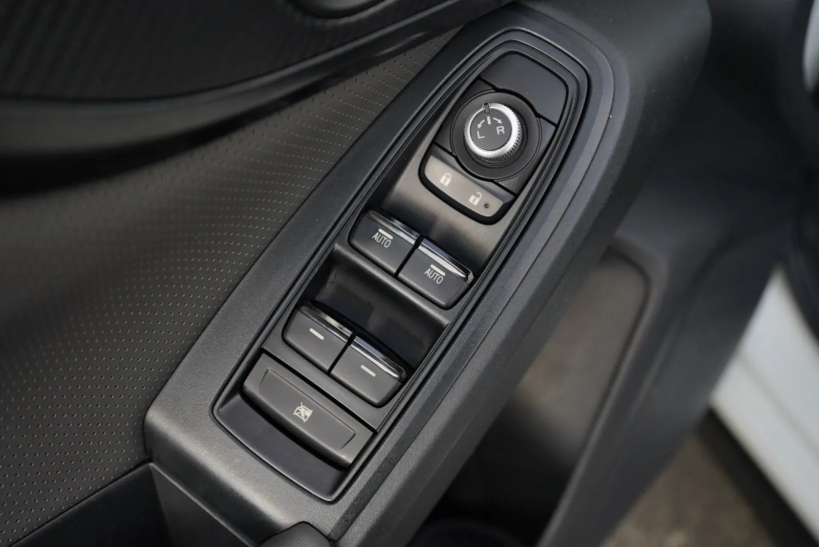 Subaru Crosstrek photo 19