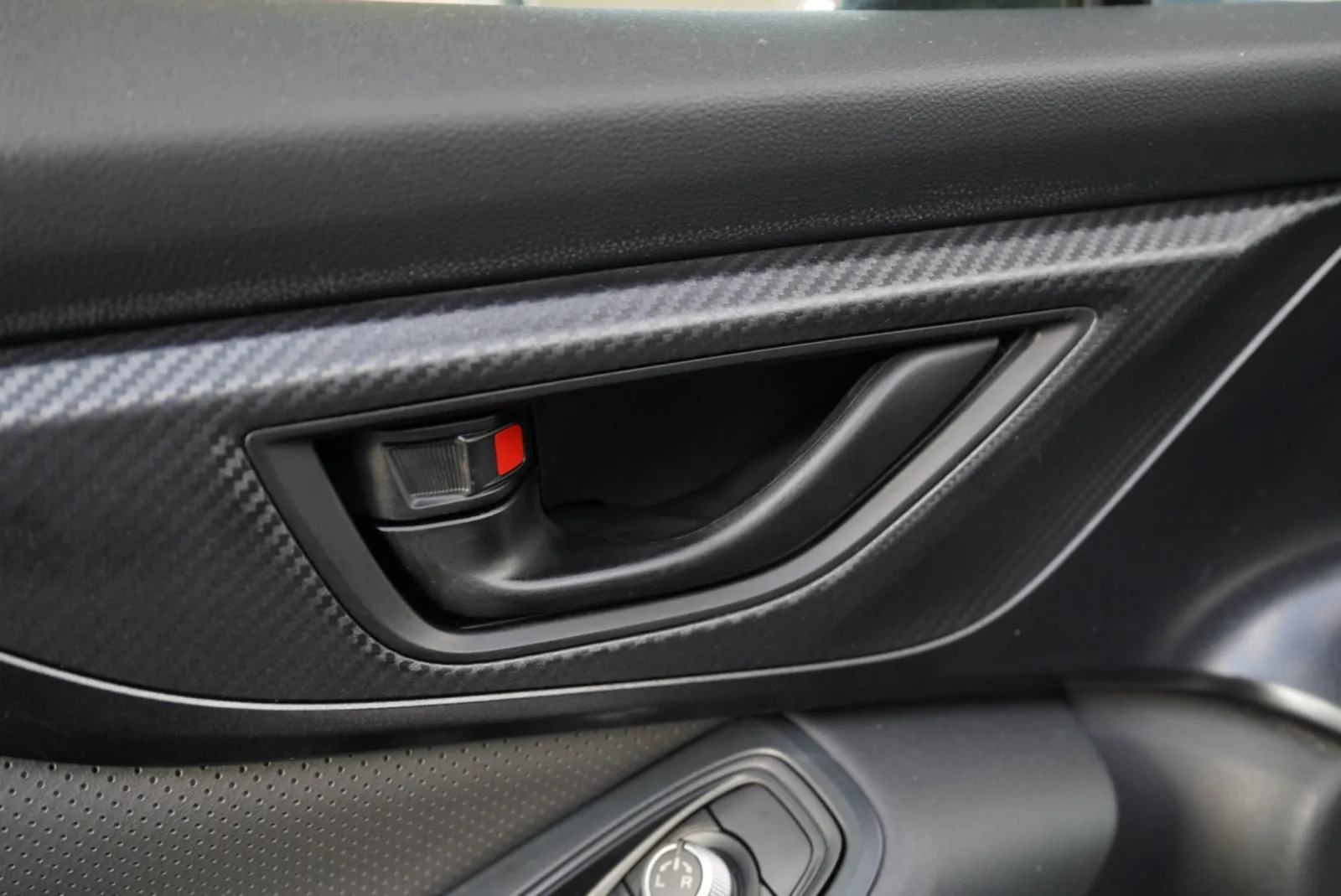 Subaru Crosstrek photo 18