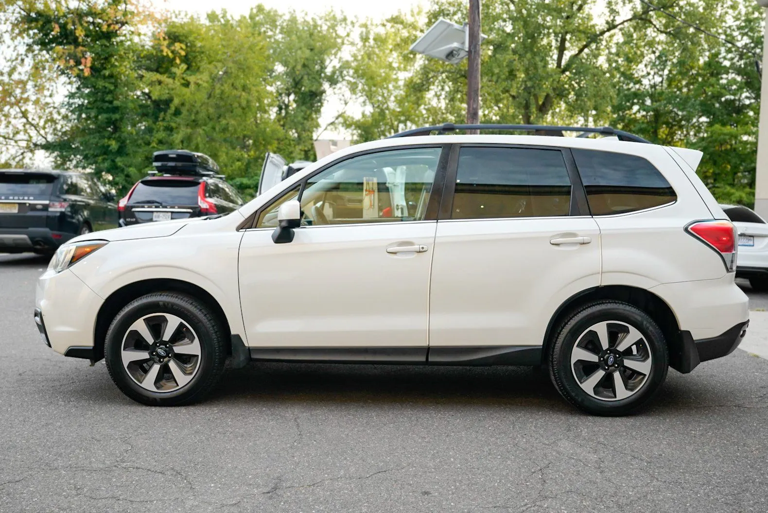 Subaru Forester photo 8