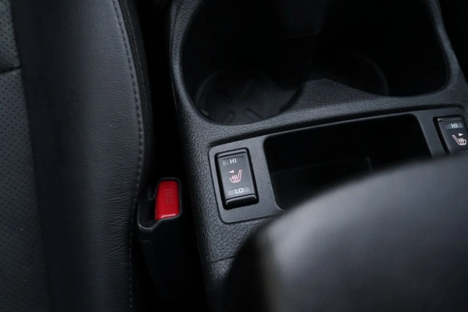 Nissan Rogue photo 39