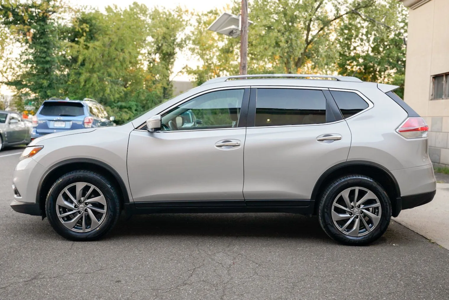 Nissan Rogue photo 8