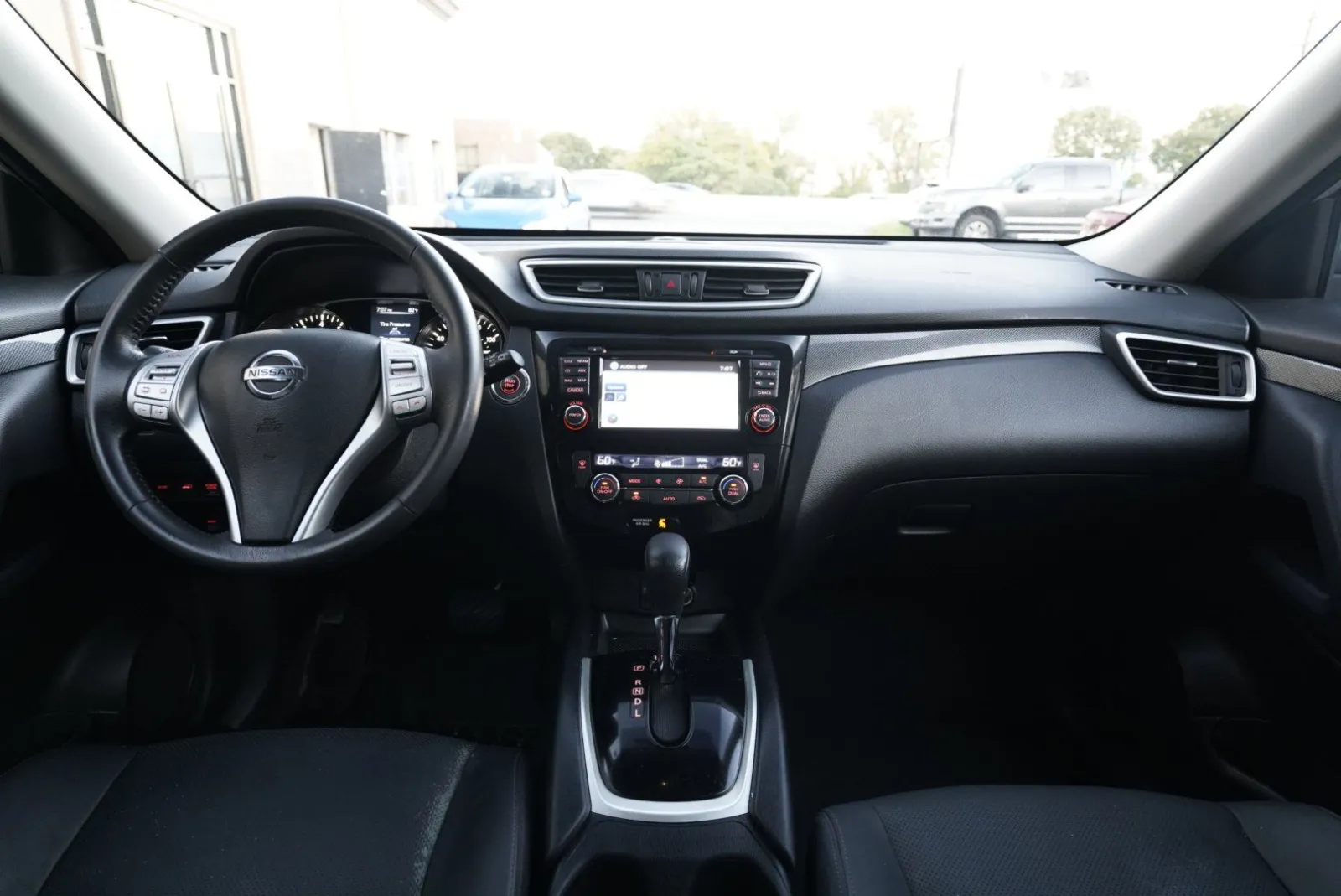 Nissan Rogue photo 35