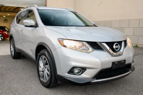 Another view of 2014 Nissan Rogue SL for sale in Carlstadt, NJ at 101 Motors