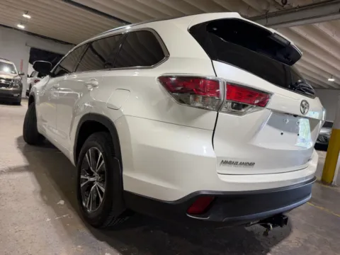 Another view of 2016 Toyota Highlander XLE V6 for sale in Carlstadt, NJ at 101 Motors