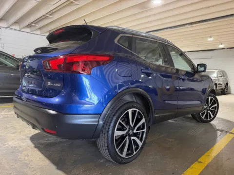 More photos of 2019 Nissan Rogue Sport SL at 101 Motors, NJ