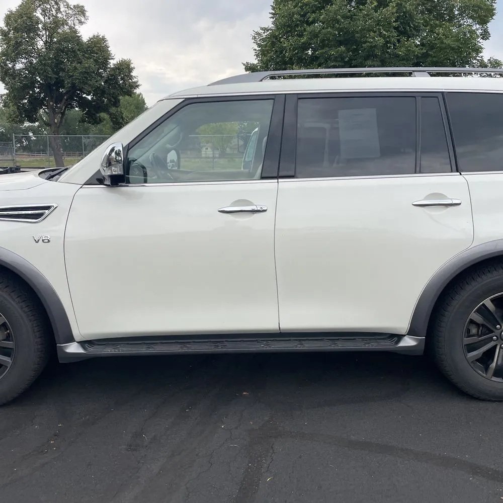 Nissan Armada photo 4