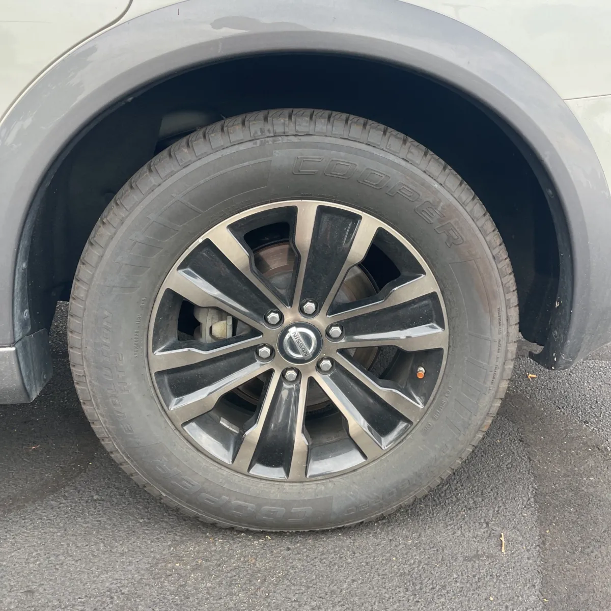 Nissan Armada photo 18