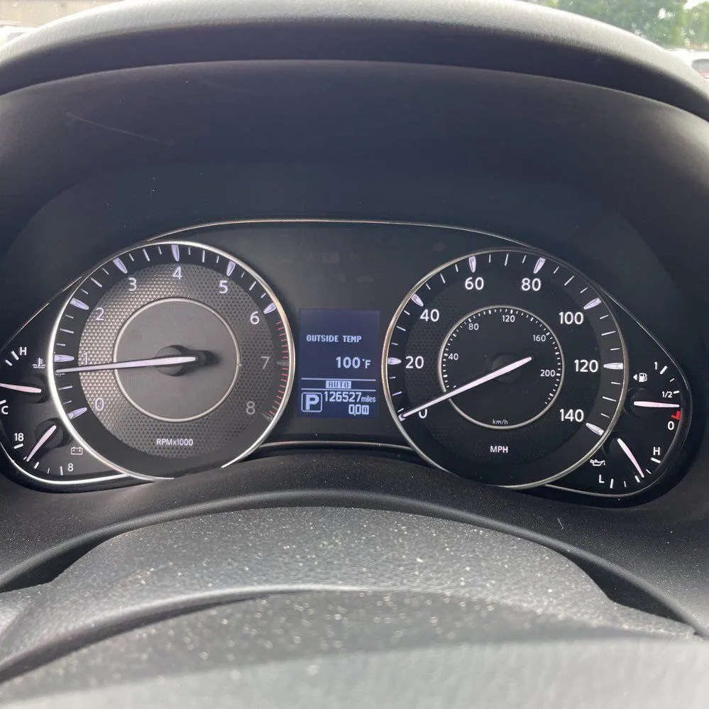 Nissan Armada photo 33