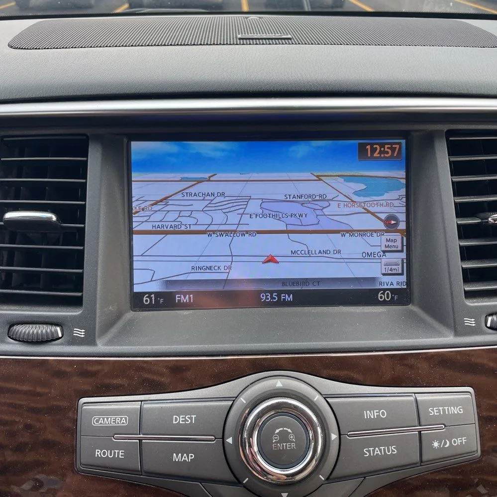 Nissan Armada photo 31