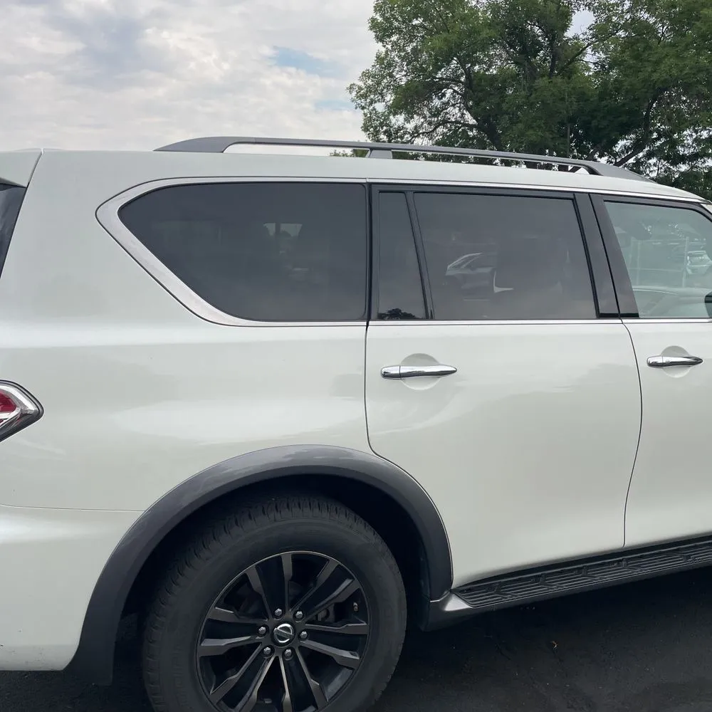 Nissan Armada photo 9