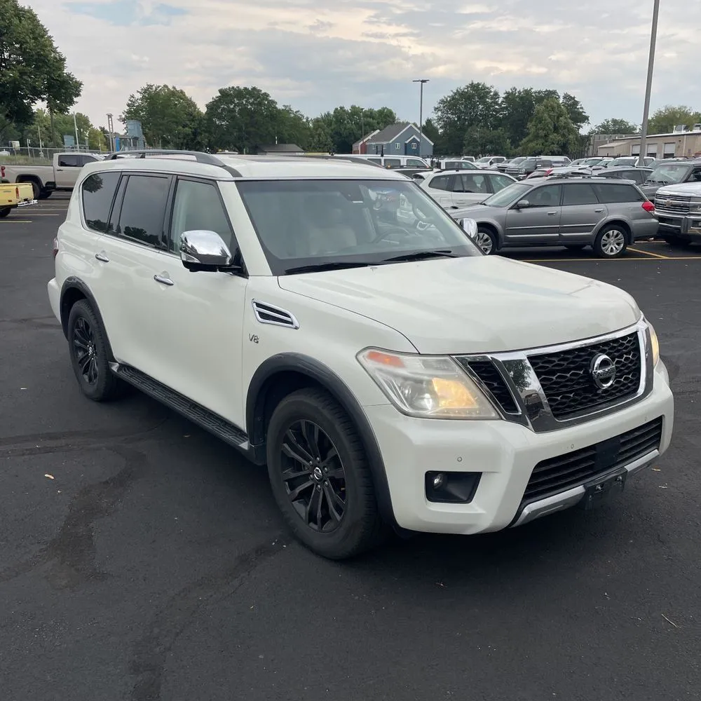 Nissan Armada photo 12