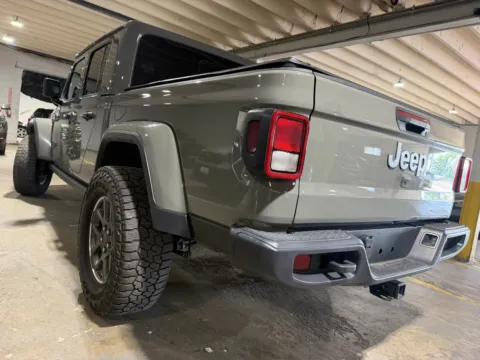 Another view of 2022 Jeep Gladiator Overland 4x4 for sale in Carlstadt, NJ at 101 Motors