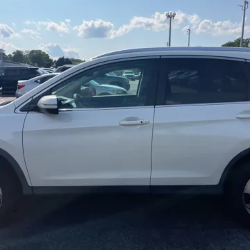 More photos of 2016 Honda CR-V Touring at 101 Motors, NJ