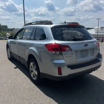 More photos of 2013 Subaru Outback 2.5i Limited at 101 Motors, NJ