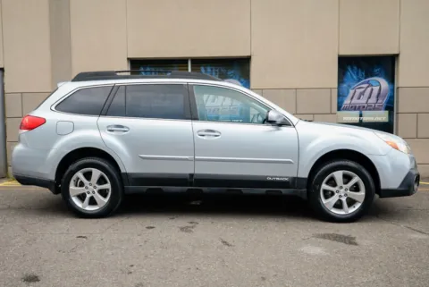 More photos of 2013 Subaru Outback 2.5i Limited at 101 Motors, NJ