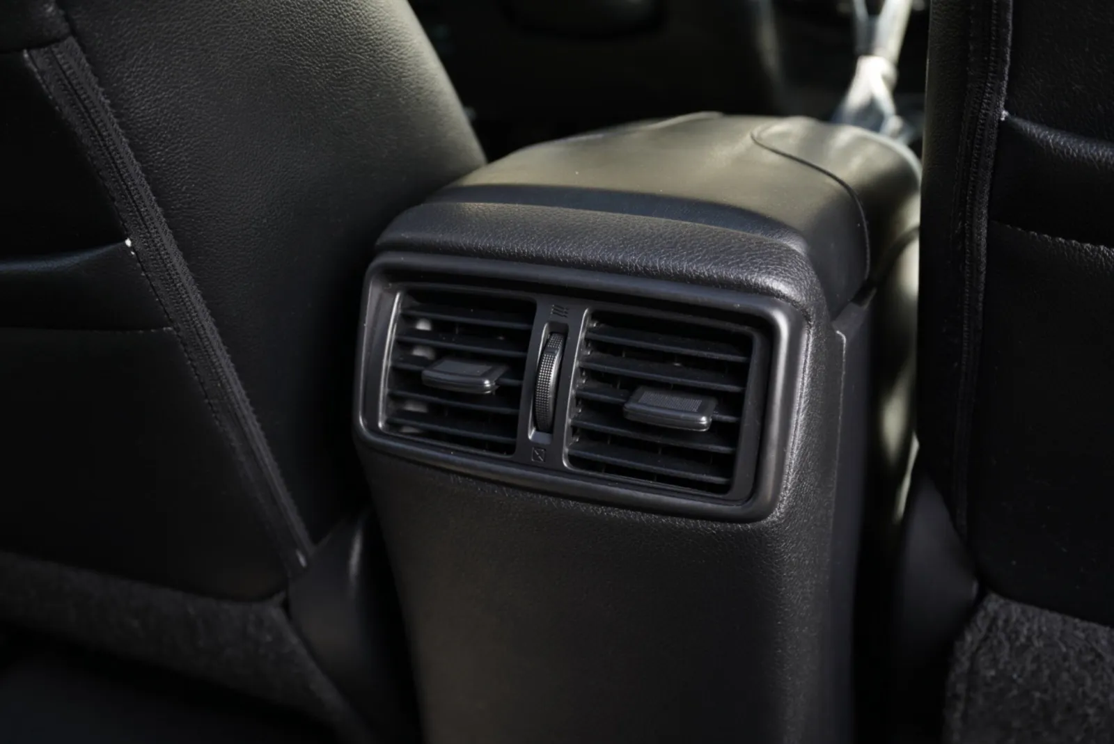 Nissan Rogue photo 37