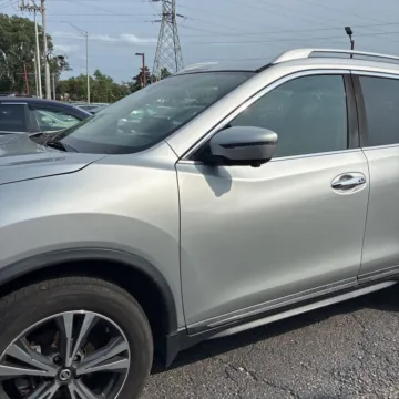 Photos of 2017 Nissan Rogue SL for sale in Carlstadt, NJ at 101 Motors