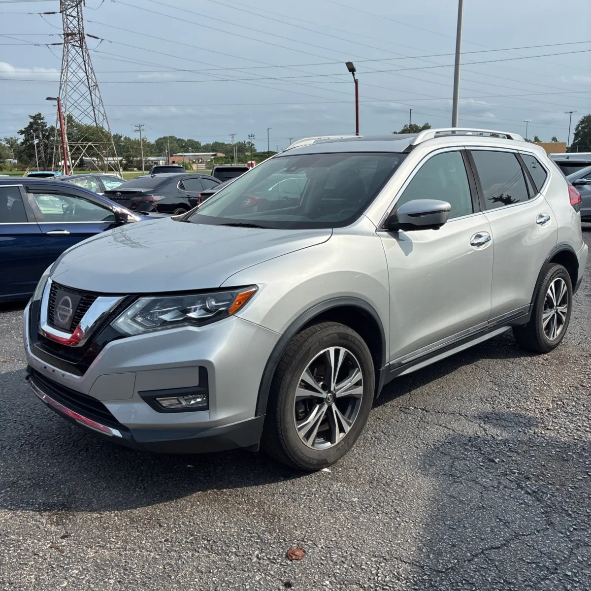 Silver 2017 Nissan Rogue SL for sale in Carlstadt, NJ