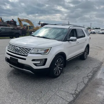 White 2017 Ford Explorer Platinum for sale in Carlstadt, NJ