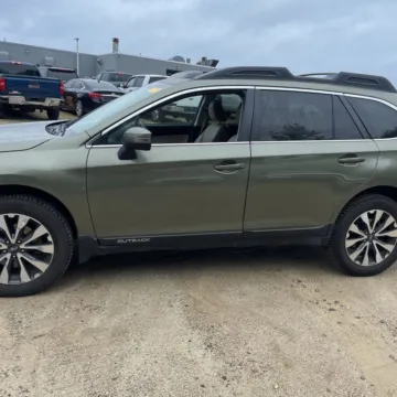 More photos of 2017 Subaru Outback 2.5i Limited at 101 Motors, NJ
