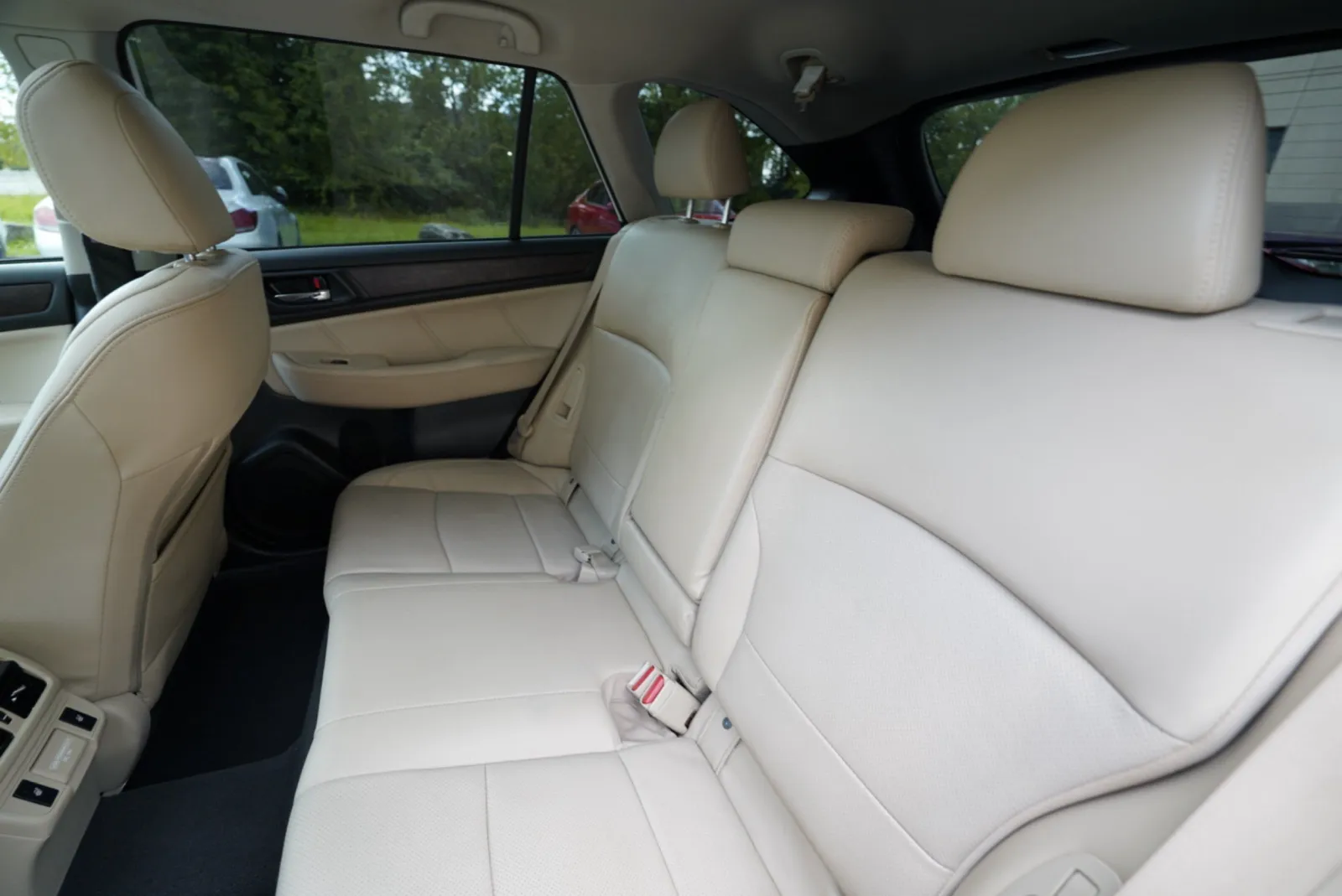 Subaru Outback photo 29