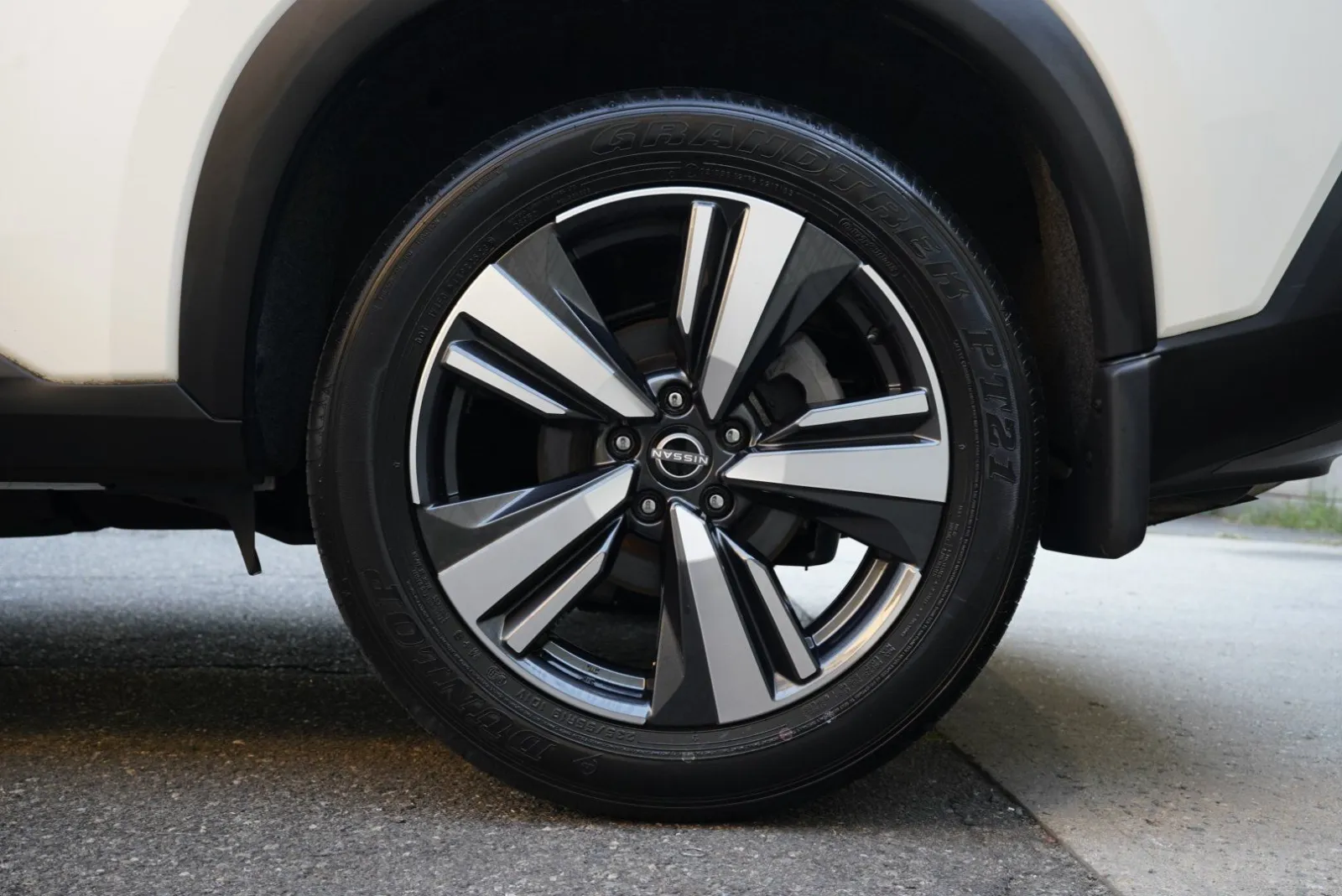 Nissan Rogue photo 15